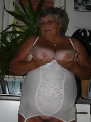 granny_big_boobs_2191424